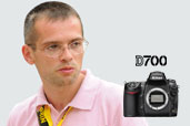 Reporterul special Adelin Petrisor este imaginea aparatului foto DSLR Nikon D700 in Romania