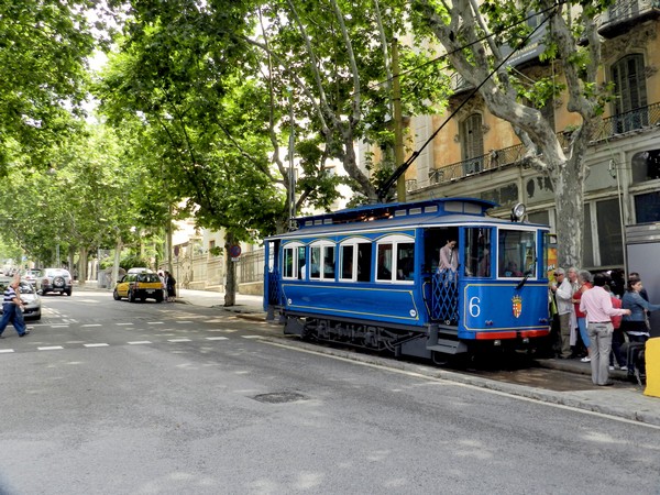 Nikon COOLPIX P500: SUNT ghid de calatorie la Barcelona, poza 2