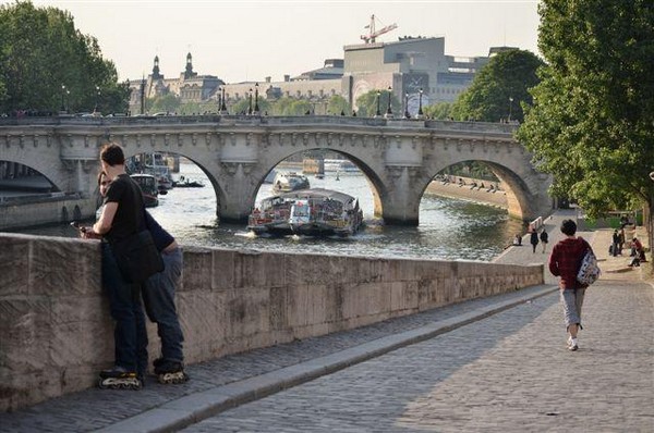 Nikon D5100: SUNT ghid de calatorie la Paris, poza 43