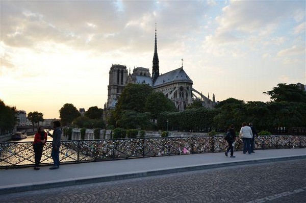 Nikon D5100: SUNT ghid de calatorie la Paris, poza 47