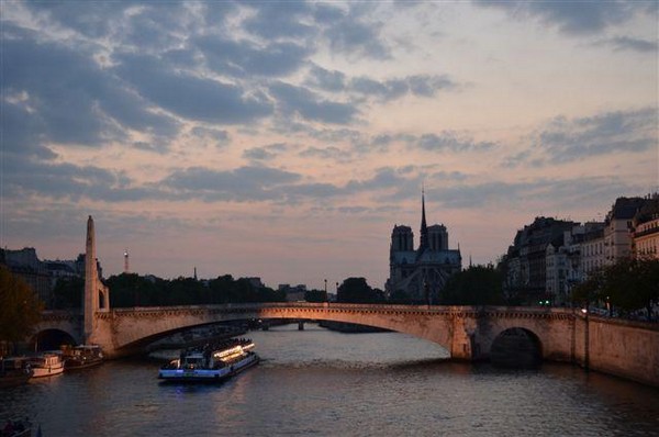 Nikon D5100: SUNT ghid de calatorie la Paris, poza 49