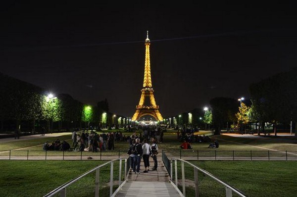 Nikon D5100: SUNT ghid de calatorie la Paris, poza 54