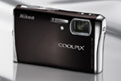 SKIN aduce in Romania aparatele foto digitale Nikon COOLPIX S52c